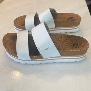 Reef Platform sandals/flops size 6